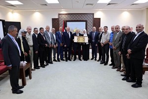 الرئيس عباس يستقبل رؤساء البلديات والمجالس المحلية لمحافظة القدس